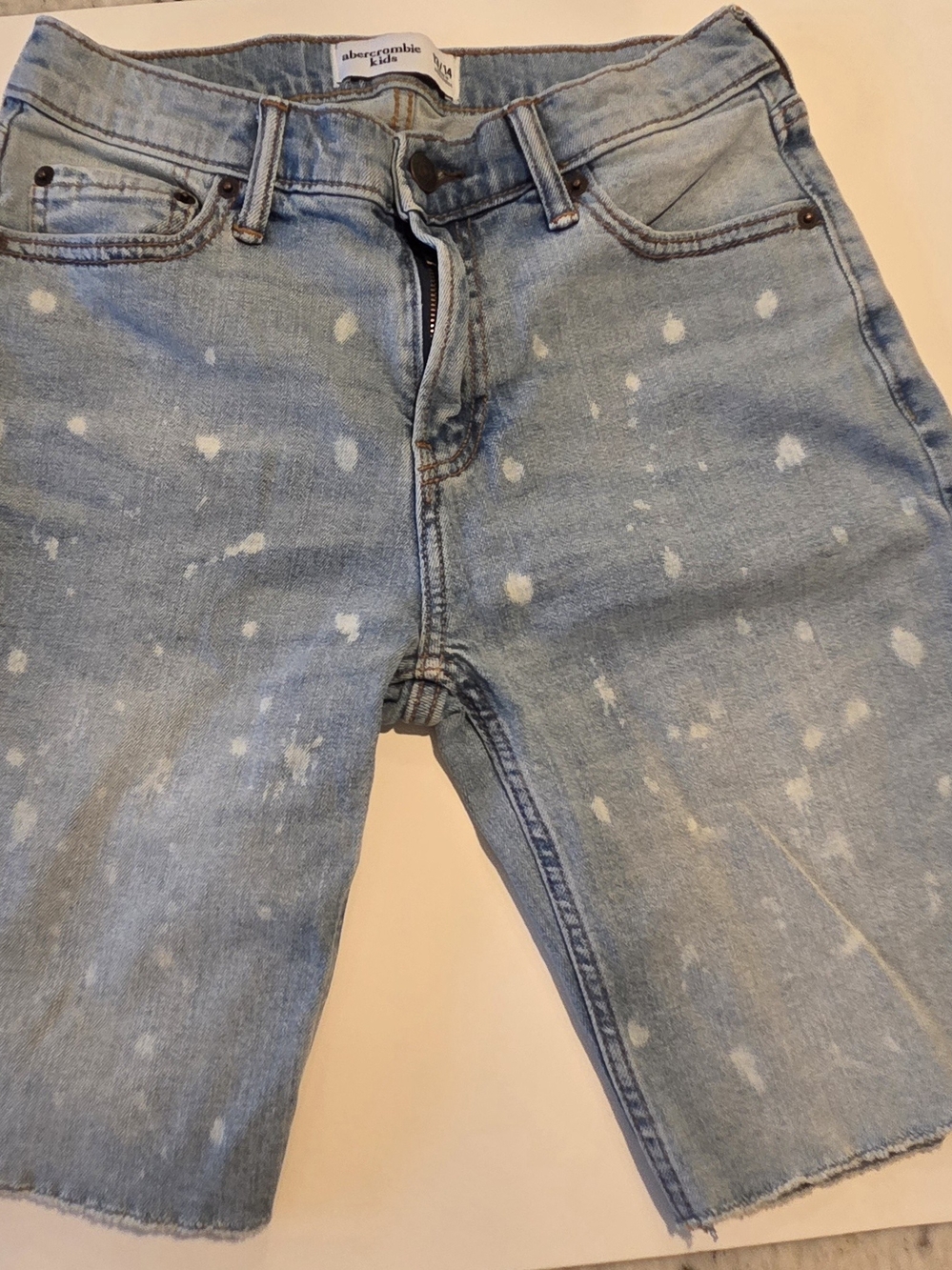 Abercrombie & Fitch Light Blue Distressed Men’s Straight Jeans